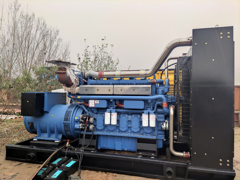 铁岭柴油发电机组更换机油时,应遵循哪些步骤?